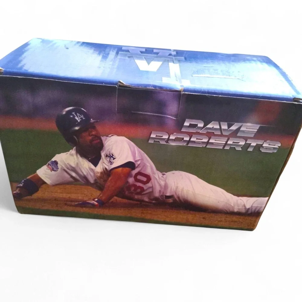 Los Angeles Dodgers Dave Roberts Sliding Bobblehead SGA 2023